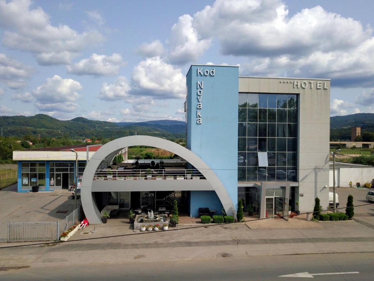 Hotel Novak 兹沃尔尼克 外观 照片