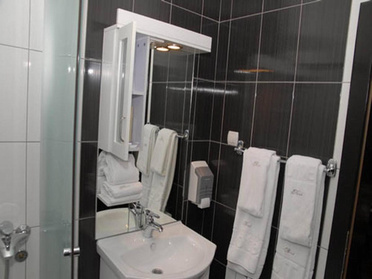 Hotel Novak 兹沃尔尼克 客房 照片