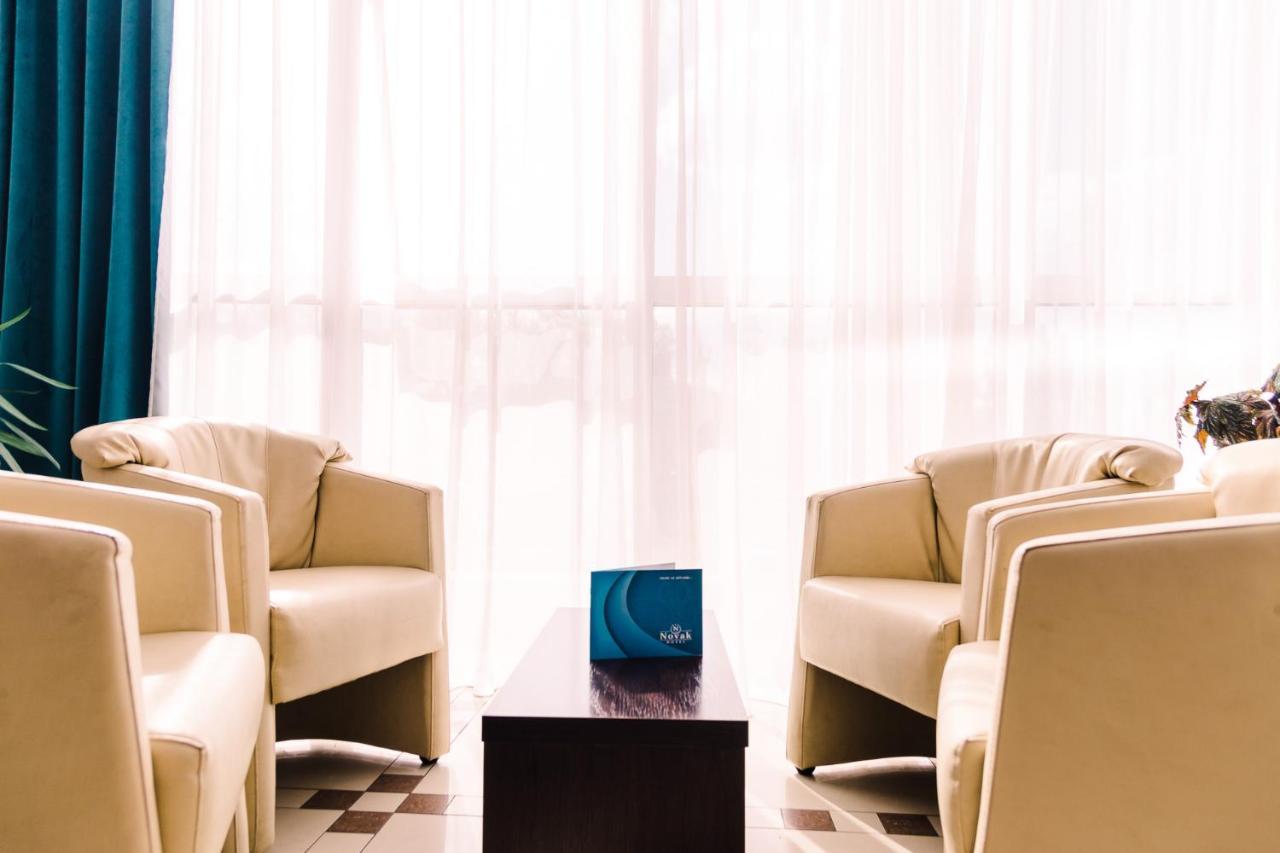 Hotel Novak 兹沃尔尼克 外观 照片