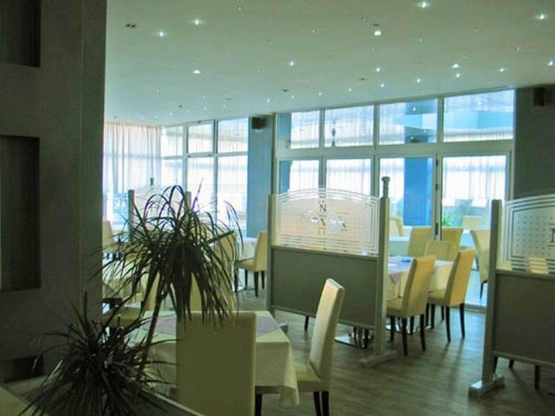 Hotel Novak 兹沃尔尼克 外观 照片