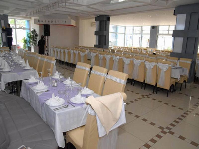 Hotel Novak 兹沃尔尼克 外观 照片