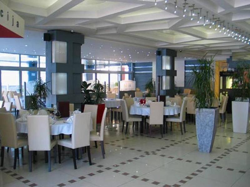 Hotel Novak 兹沃尔尼克 外观 照片